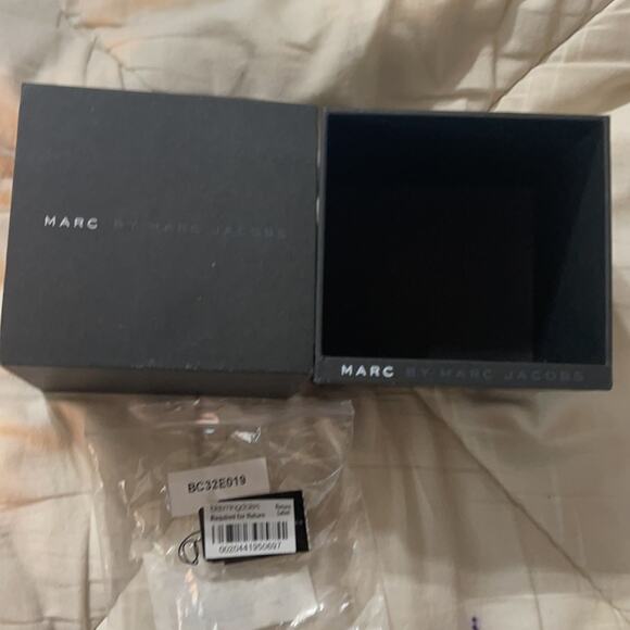 Marc by Marc Jacobs Silver Watch - Picture 8 of 9